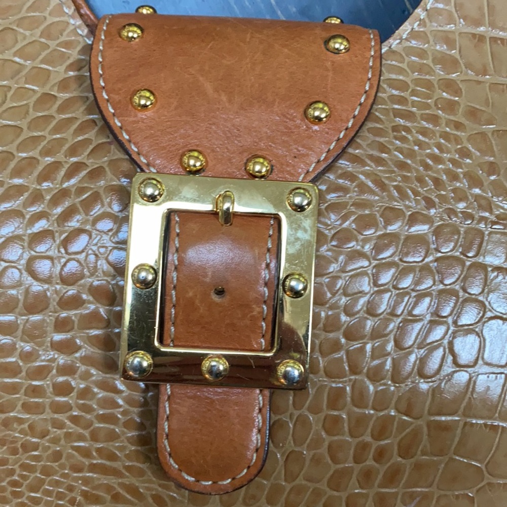 Michael Kors Brown Croc-Embossed Shoulder Bag - Picture 6 of 11